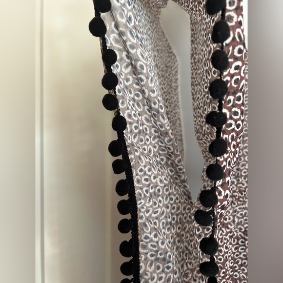 New Cotton Bleu Leopard Print semi-sheer beach cover up - Picture 7 of 8